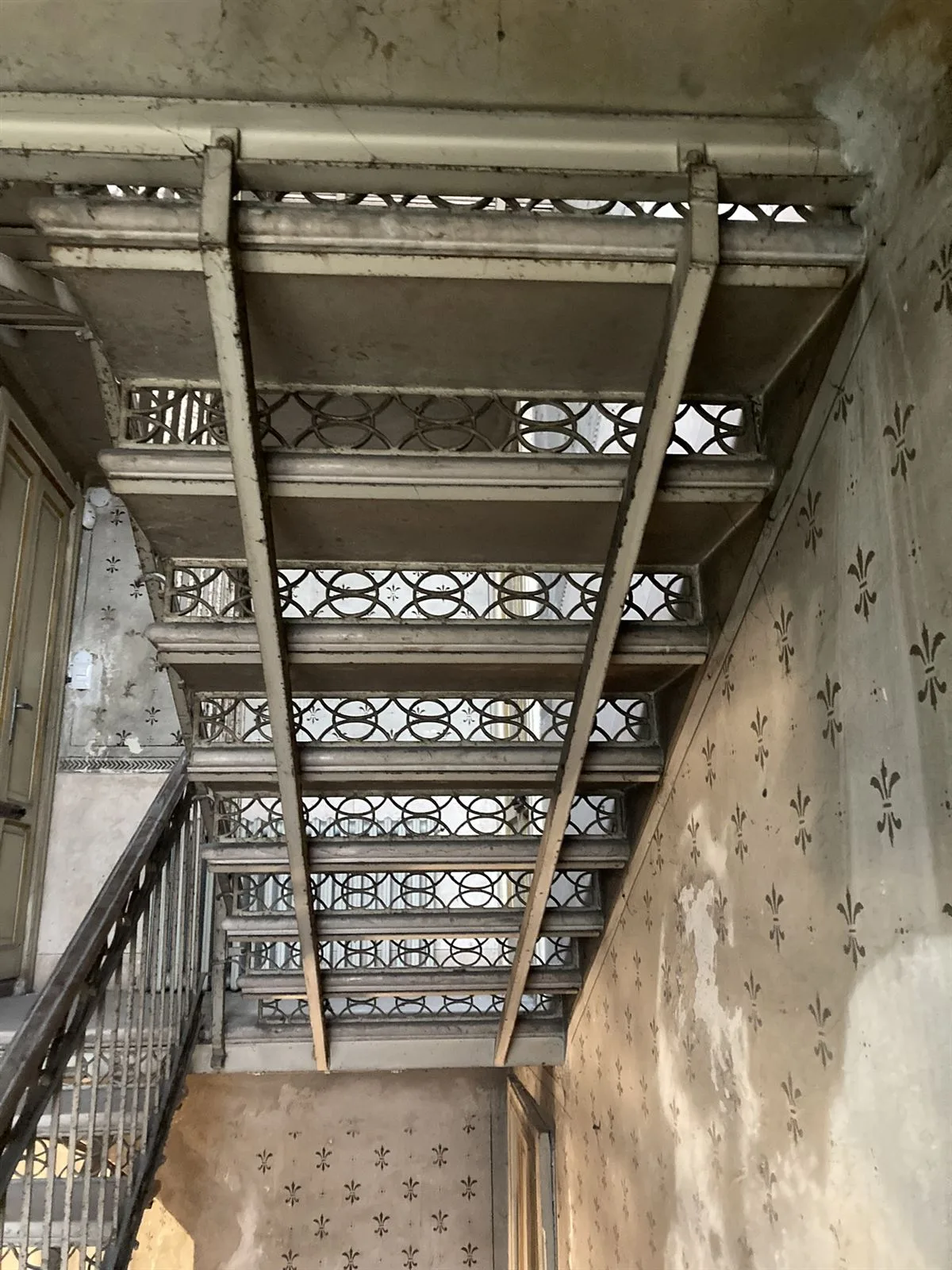 Museo Villa Manzoni — Scala liberty - prima dell'intervento