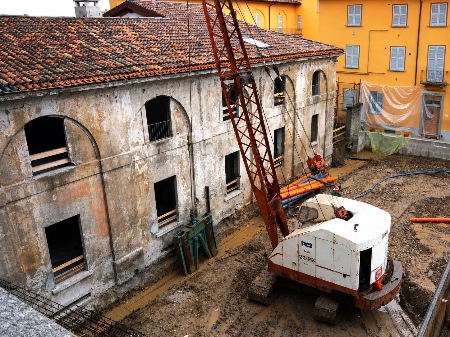 Palazzo Monti — Paratie a diaframma