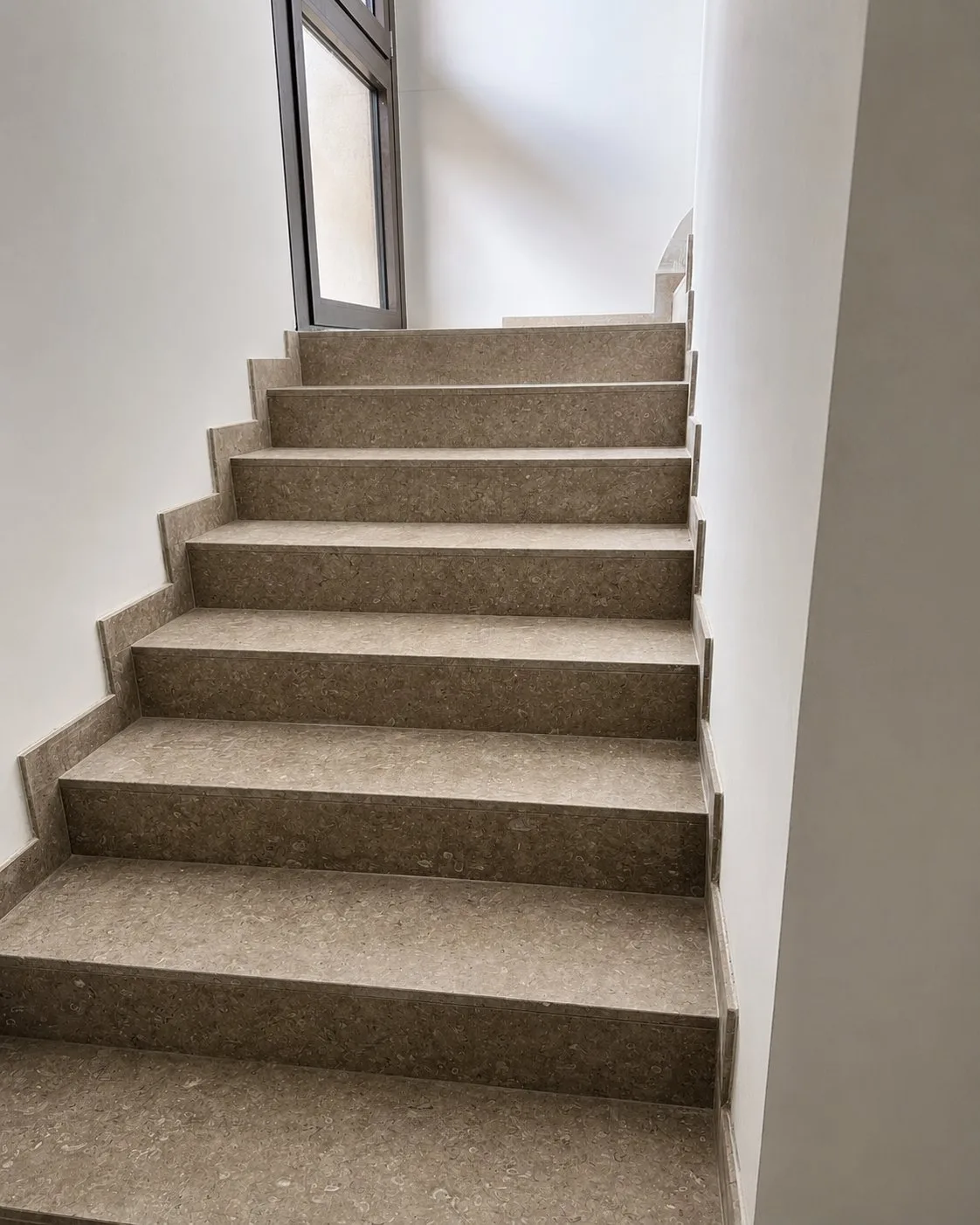 Residenza Via Pistoia — Scale completate