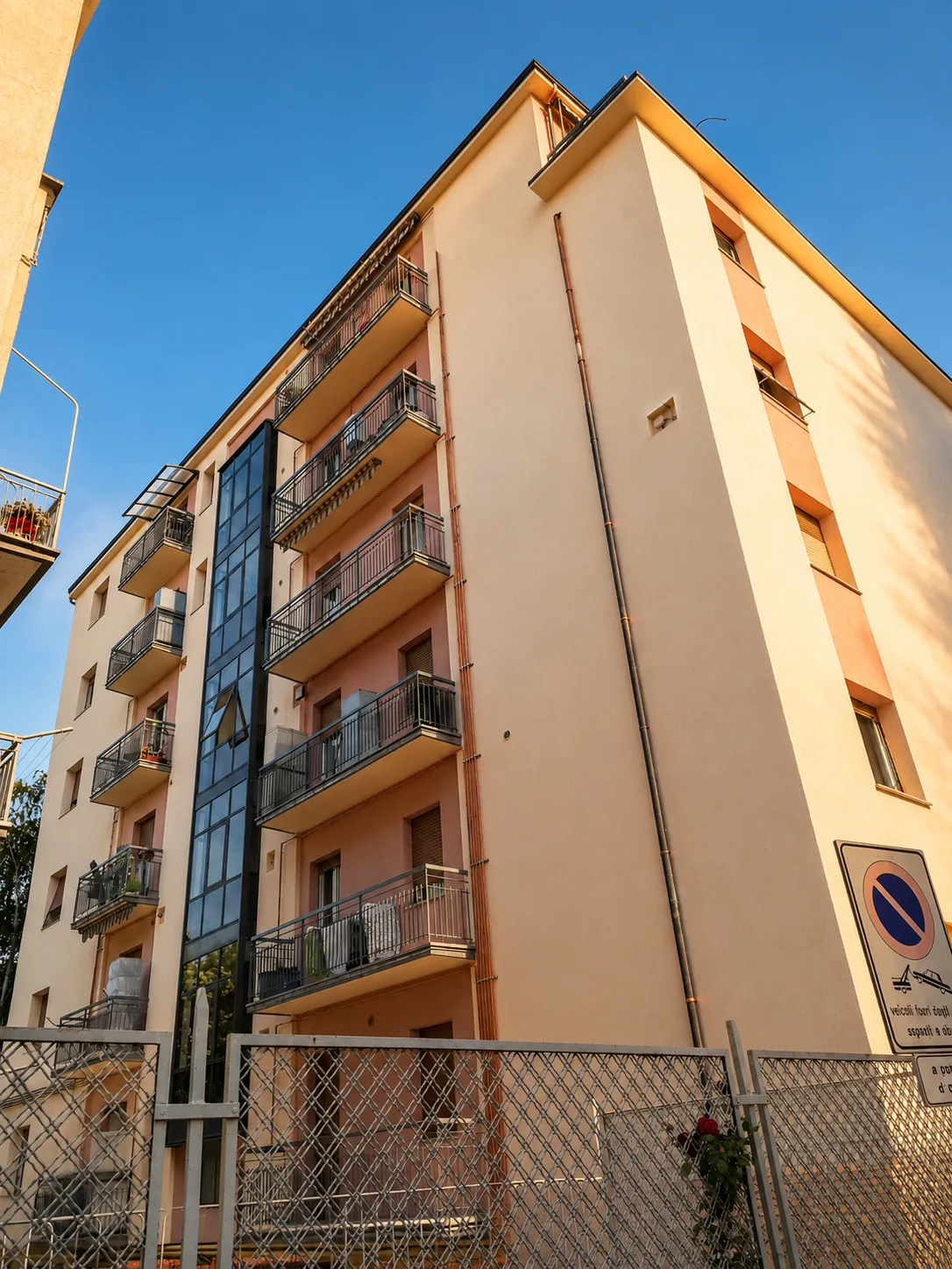 Manutenzioni straordinarie — dettaglio di cantiere