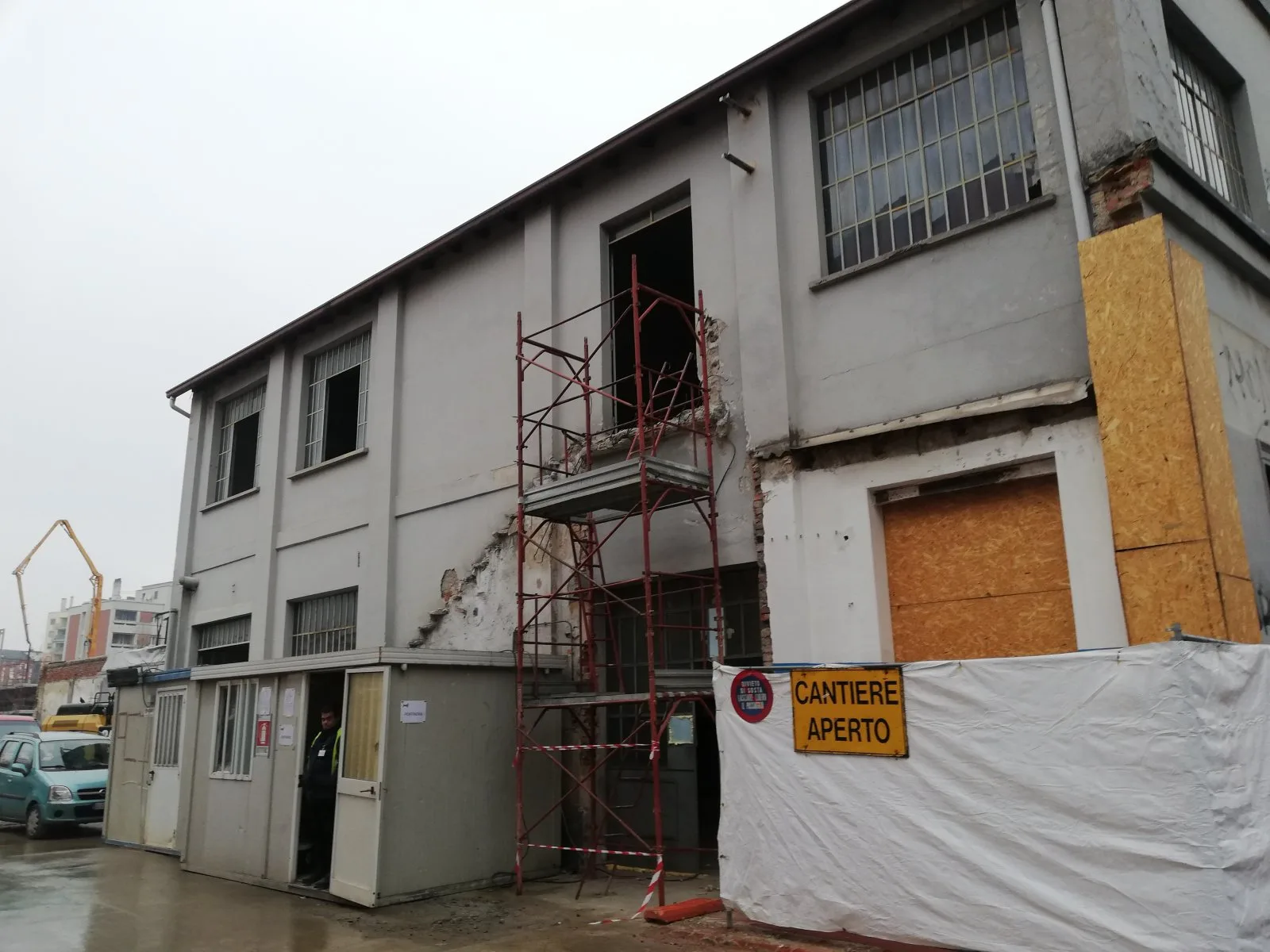 Viale Monza — Edificio A prima dell'intervento