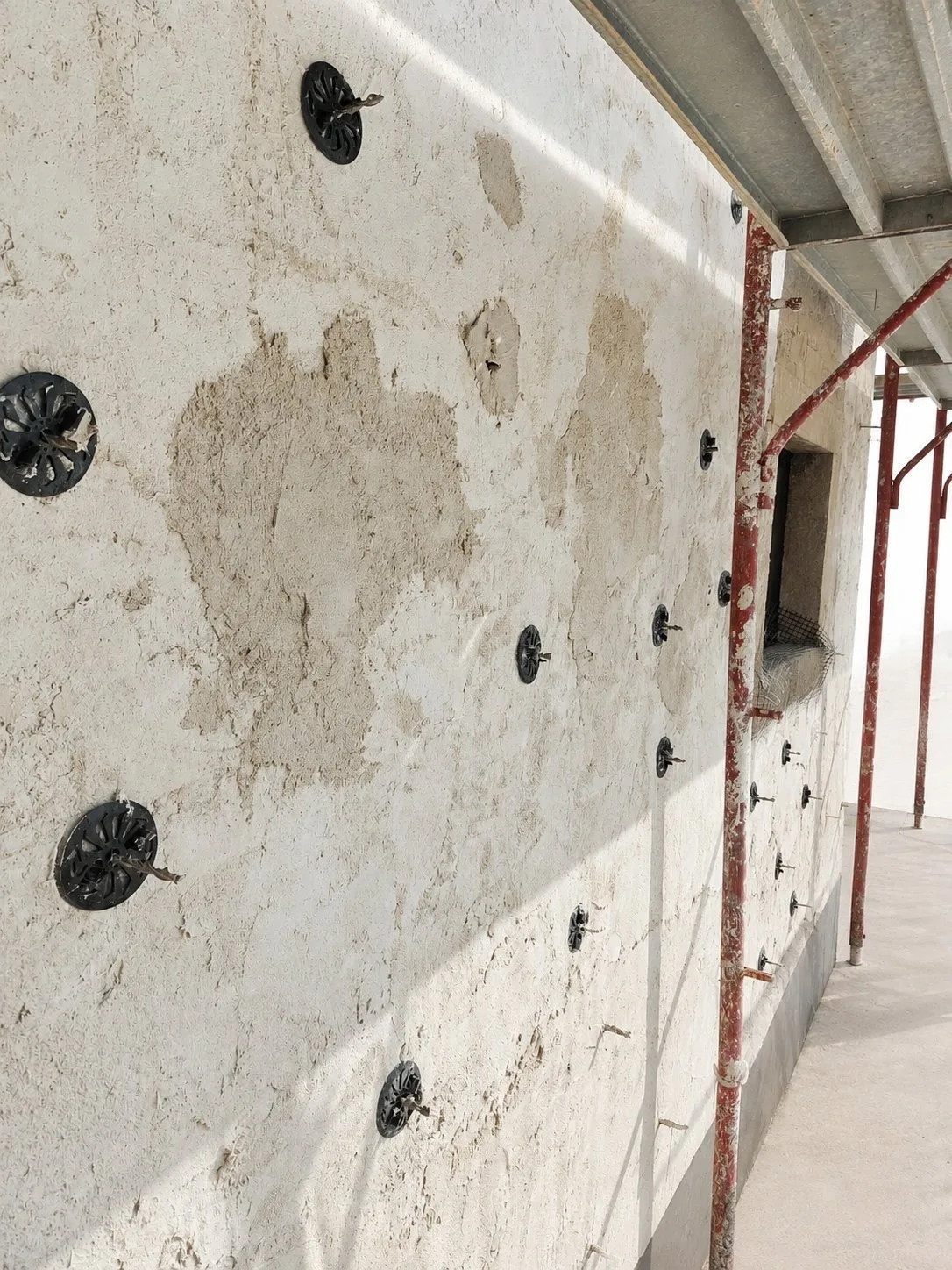 Villa lungo il Brembo — Intonaco armato