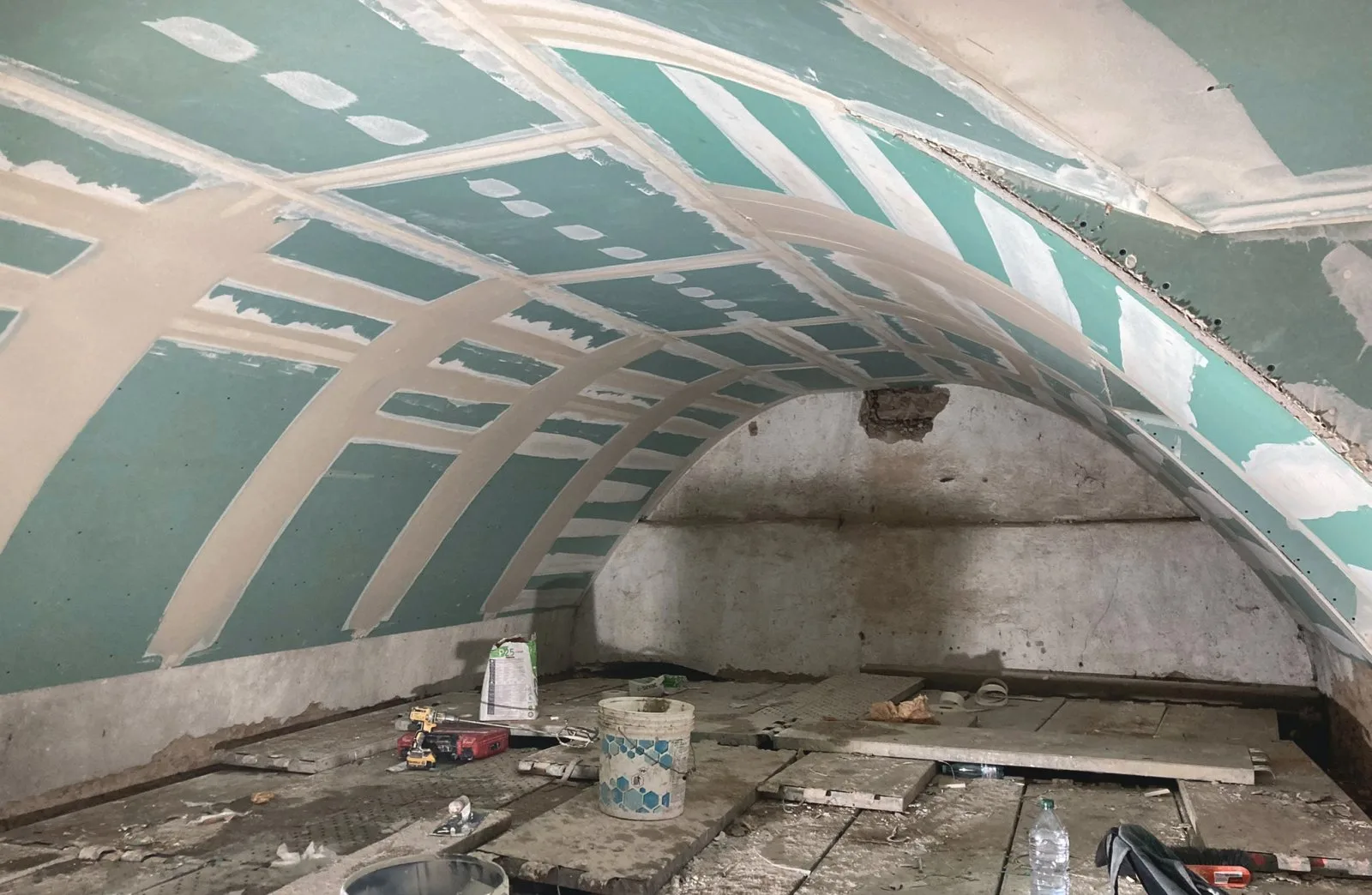 Villa lungo il Brembo — Particolare volta in cartongesso
